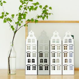 segregator A4 w kształcie kamieniczki